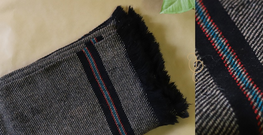 Cozy throws { B7 }